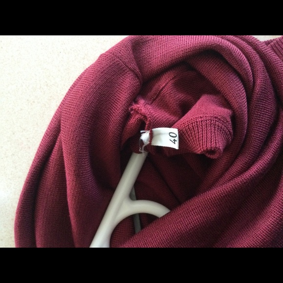 Dolce & Gabbana Turtleneck - Picture 4 of 5